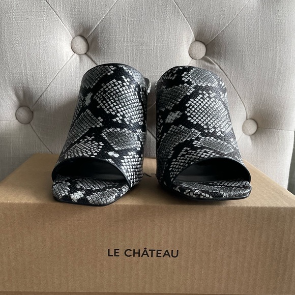 Le Château Black & White Snake Print Mules Size 9 - Picture 4 of 5